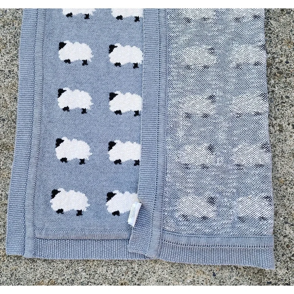 Knit 100% Cotton Baby Blanket Sheep Design 39x32 Gray Farm Cozy Throw